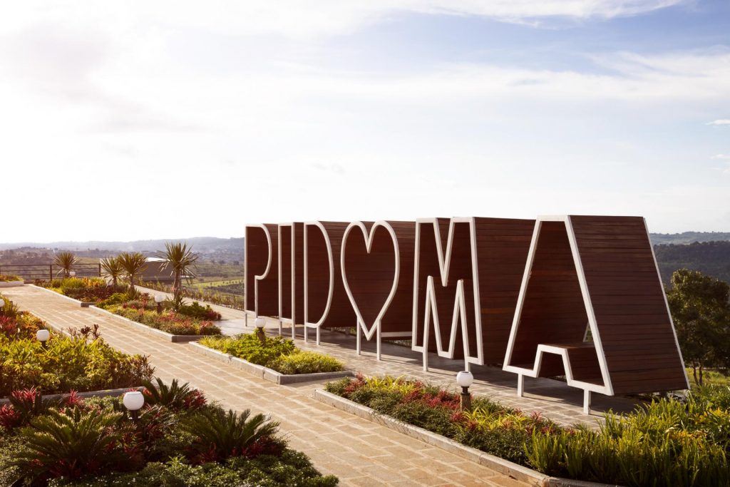 Pidoma Resort Entrance